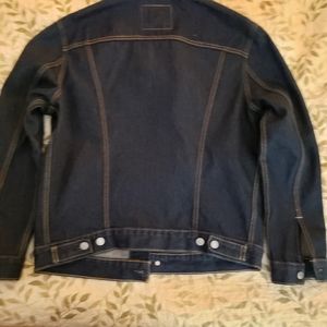 Levi Denim Jacket (Large)